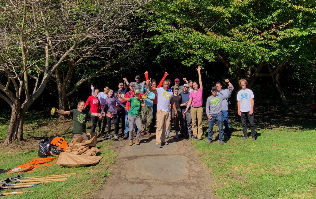 Volunteers cleaned 550 bags of trash and invasive vines from Fairmount Park this summer Thumbnail