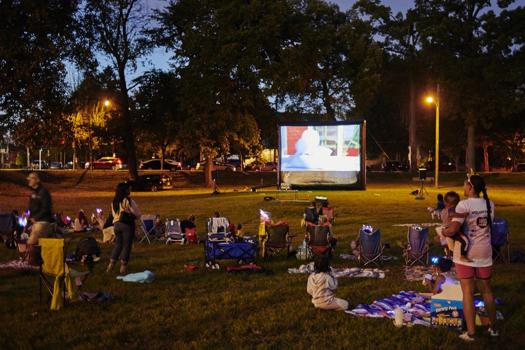 Where to watch movies in Philly parks in 2023 Thumbnail